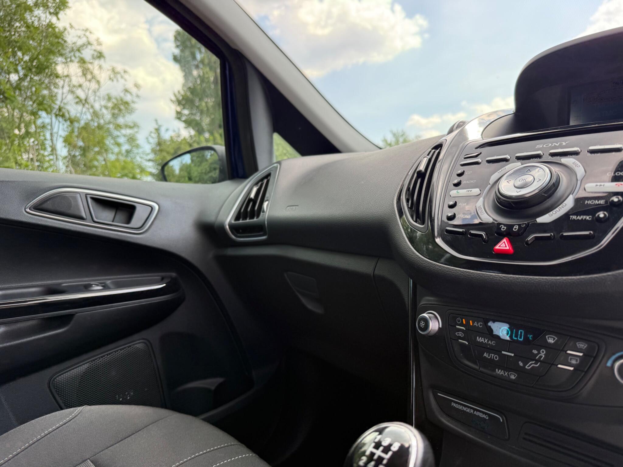 Ford B-Max - Image 12