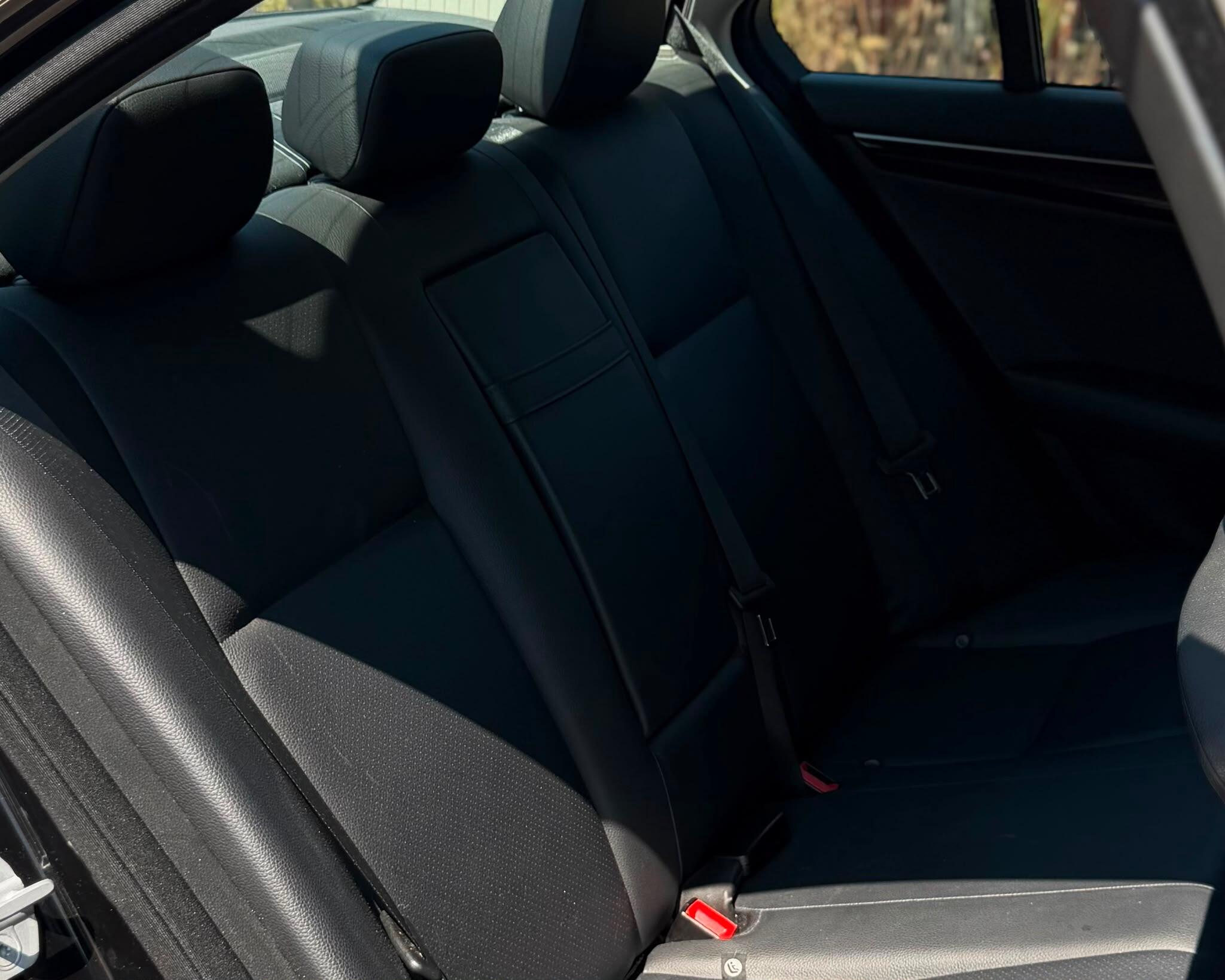 Mercedes C Class - Image 6