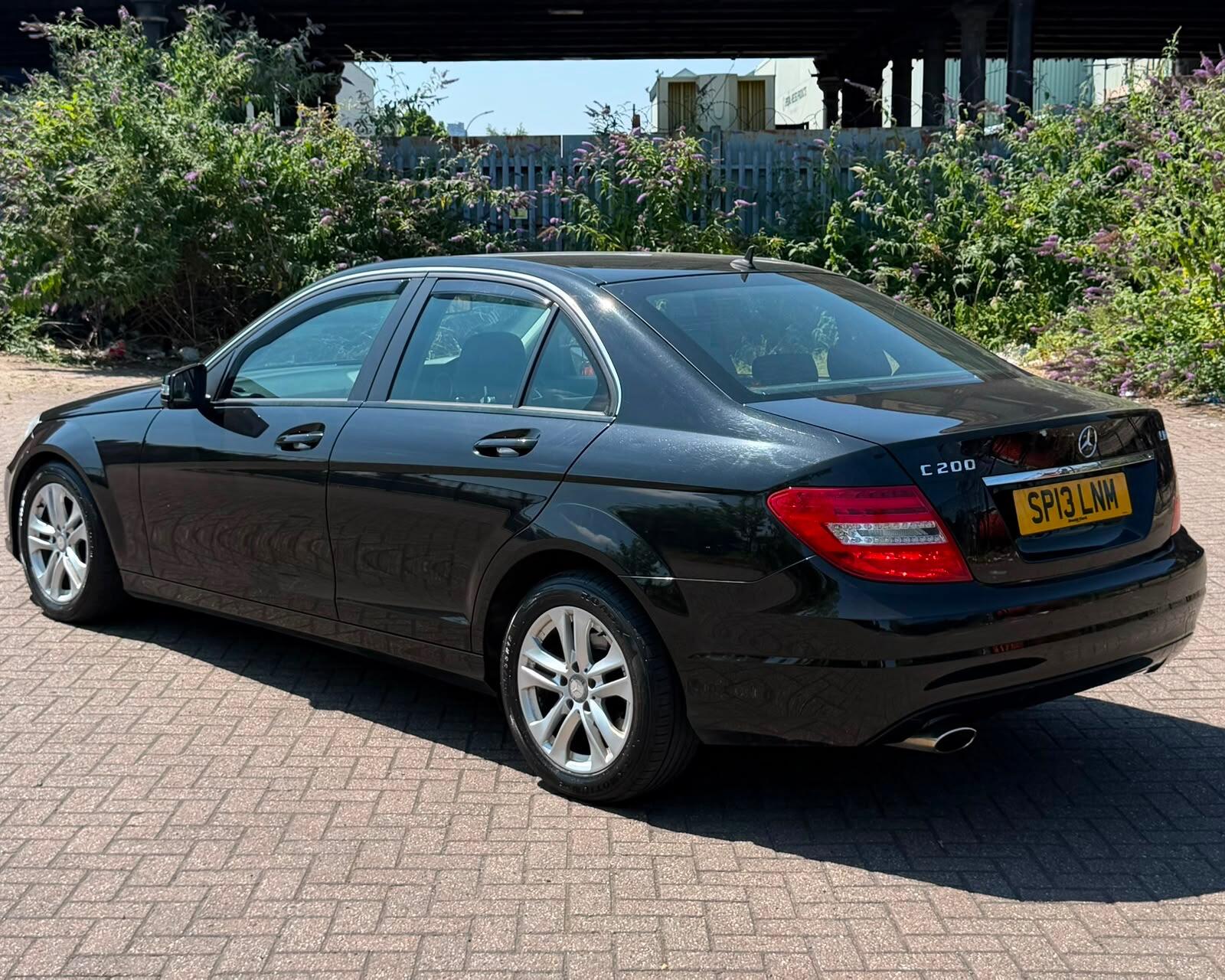 Mercedes C Class - Image 11