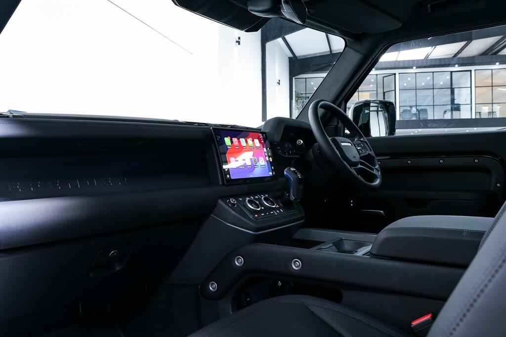 Land Rover Defender 90 - Image 12
