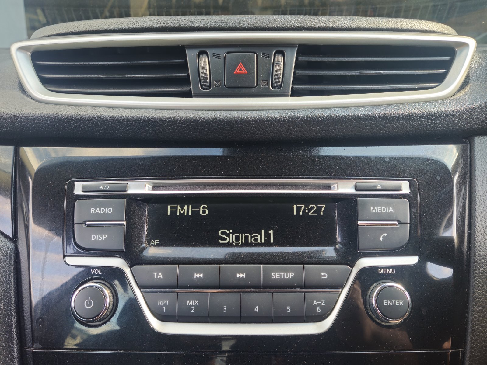 Nissan Qashqai - Image 12