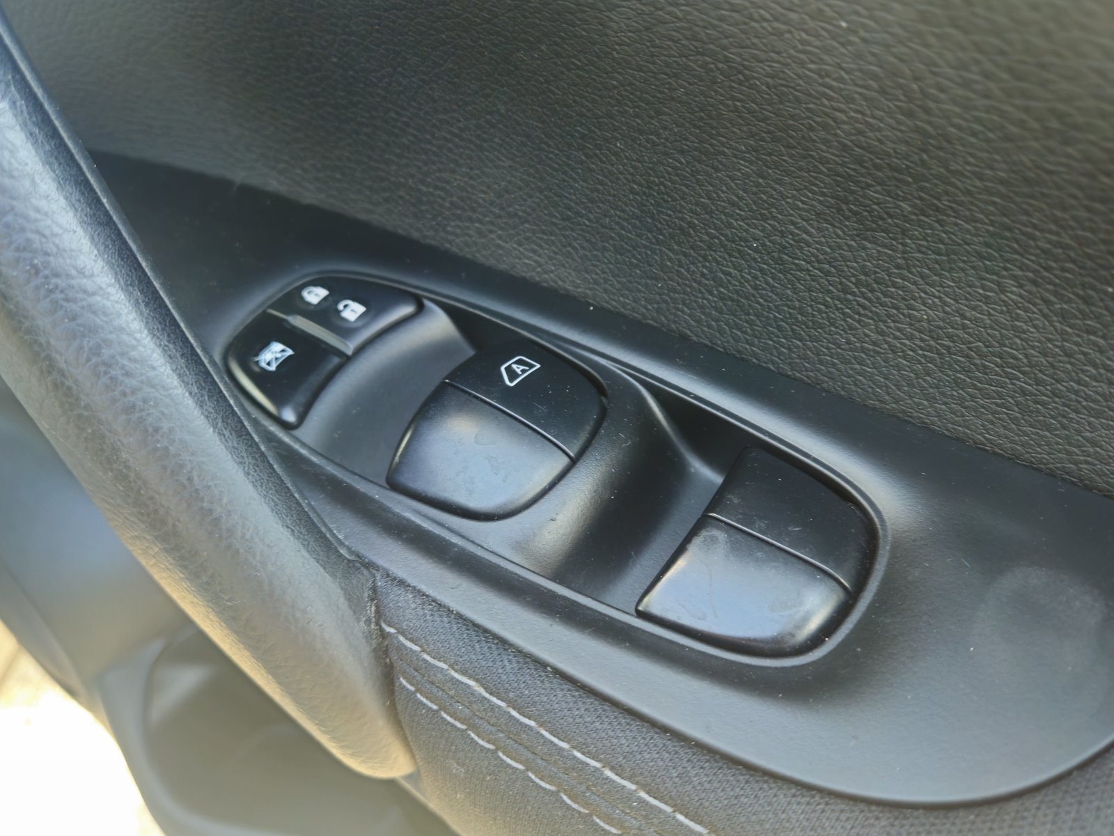 Nissan Qashqai - Image 24