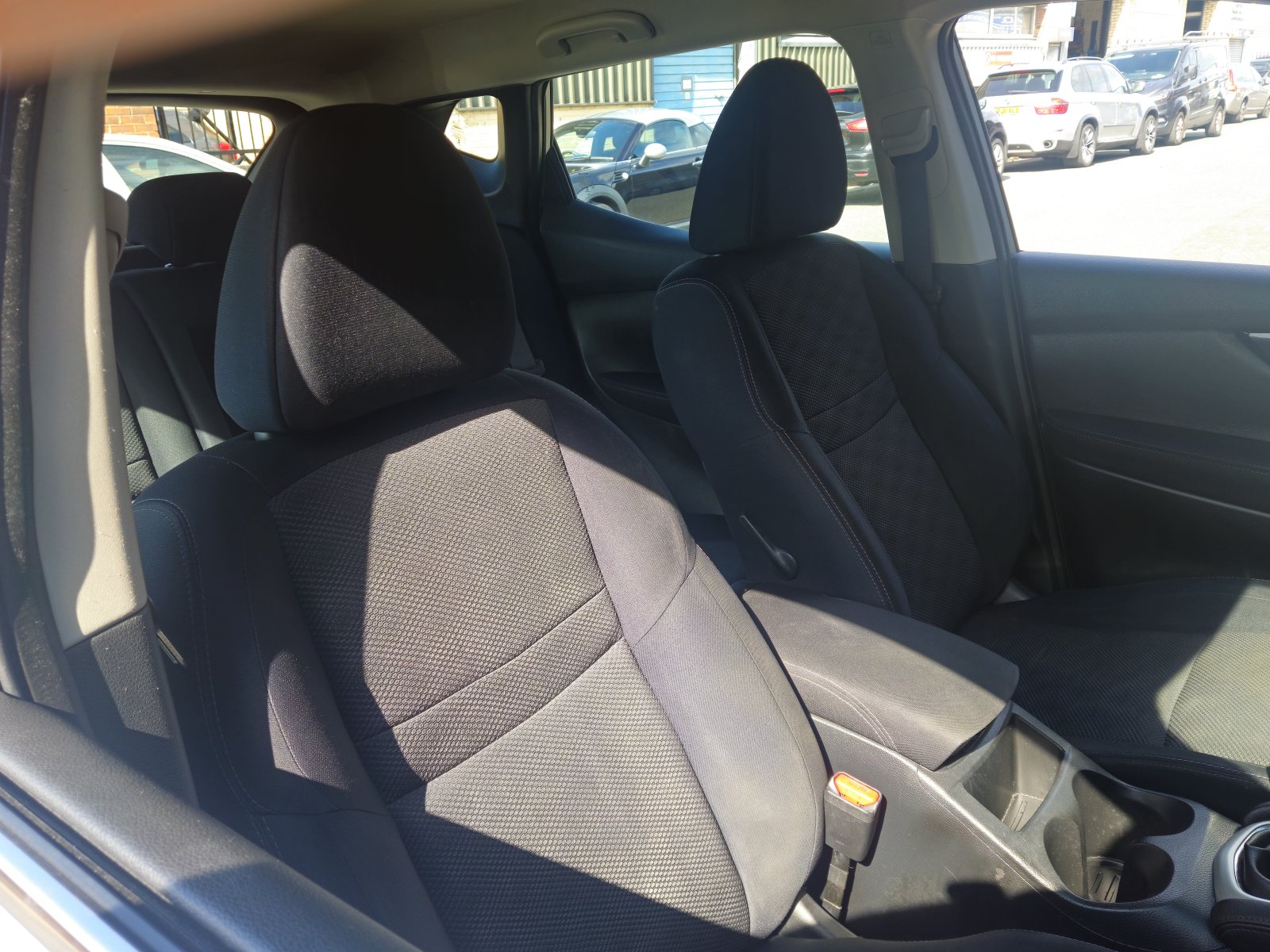 Nissan Qashqai - Image 26