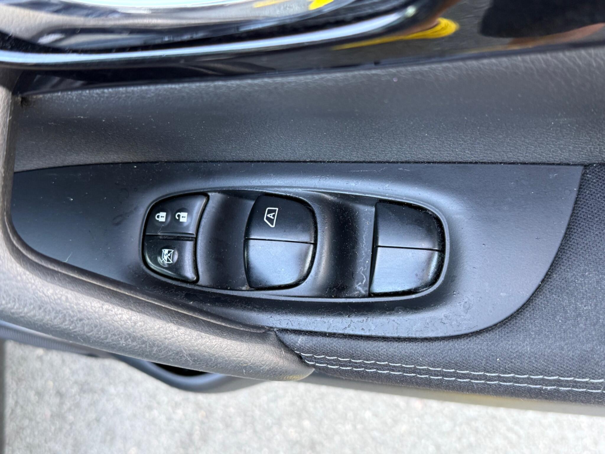 Nissan Qashqai - Image 18