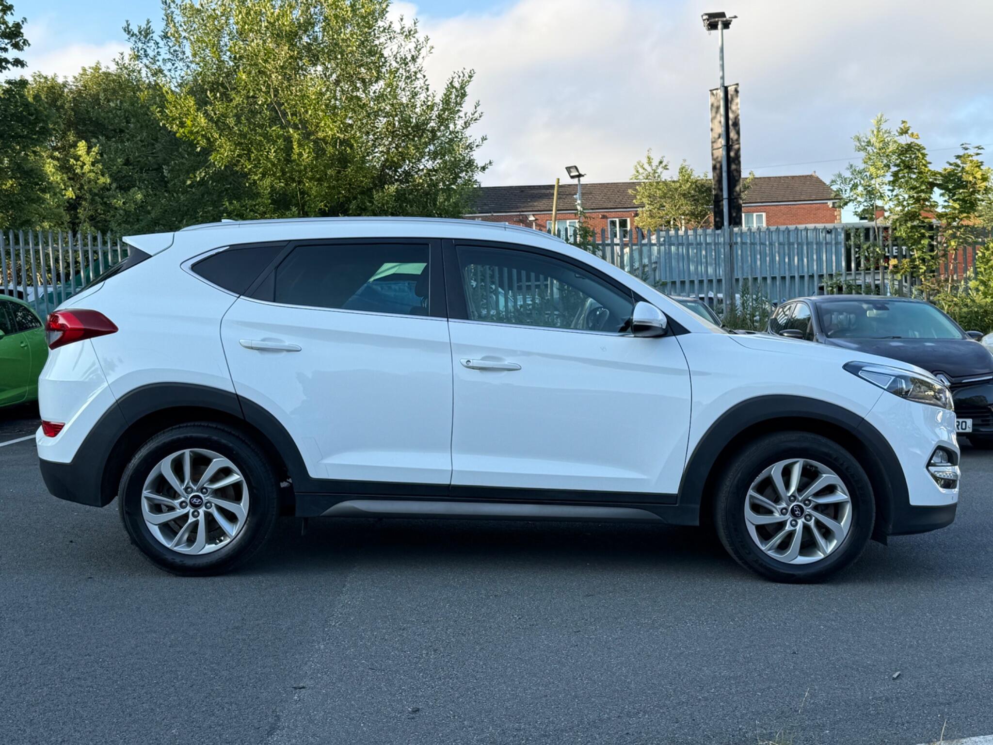 Hyundai Tucson - Image 8