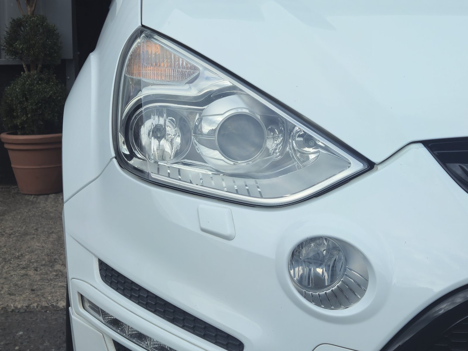 Ford S-MAX - Image 9