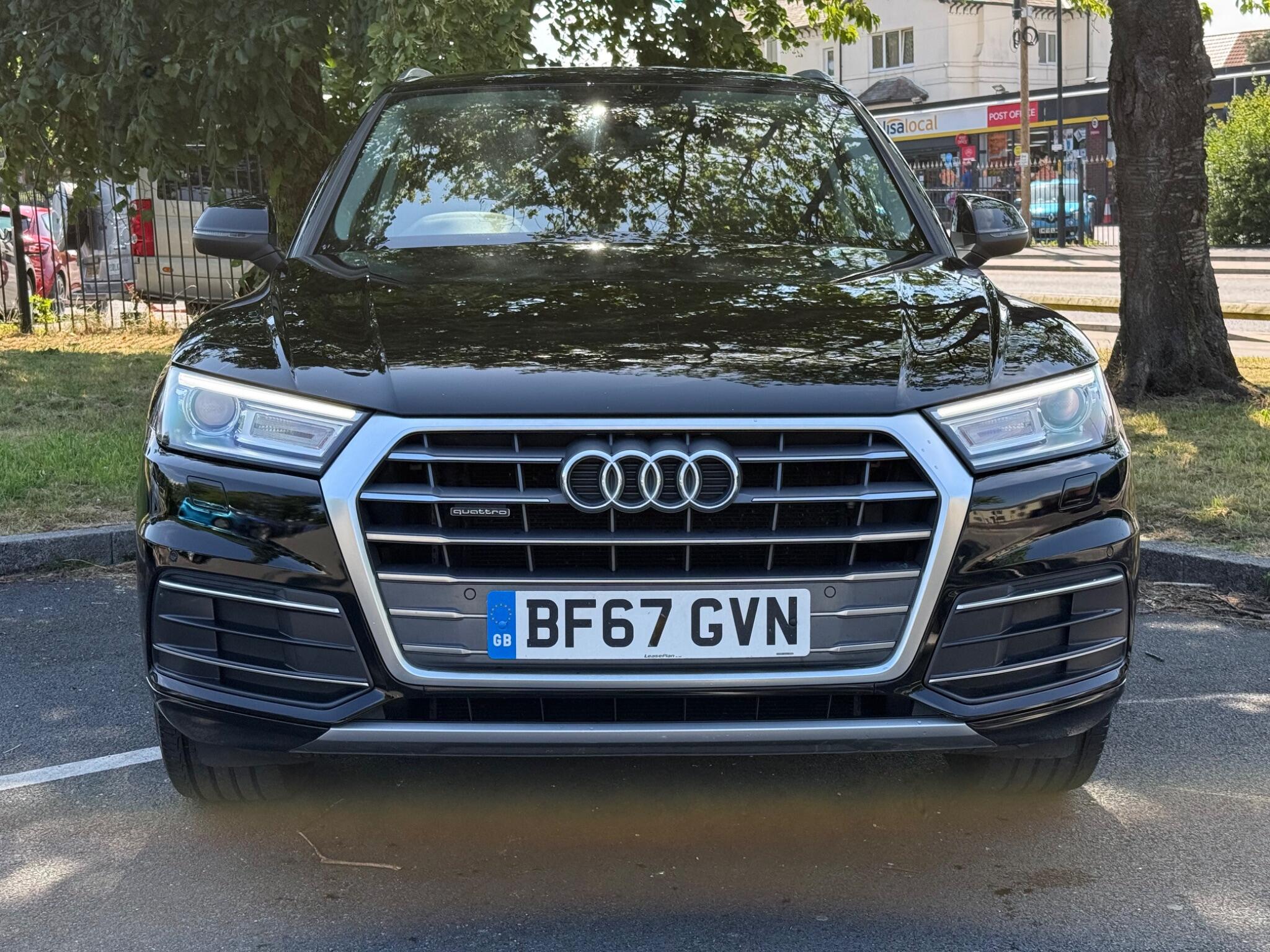 Audi Q5 - Image 2