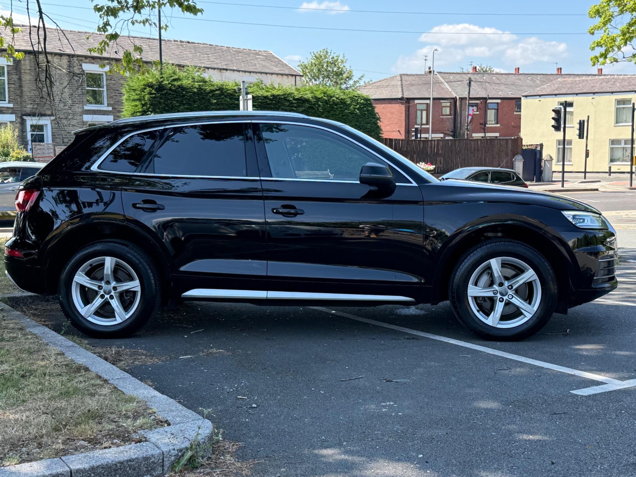 Audi Q5 - Image 7