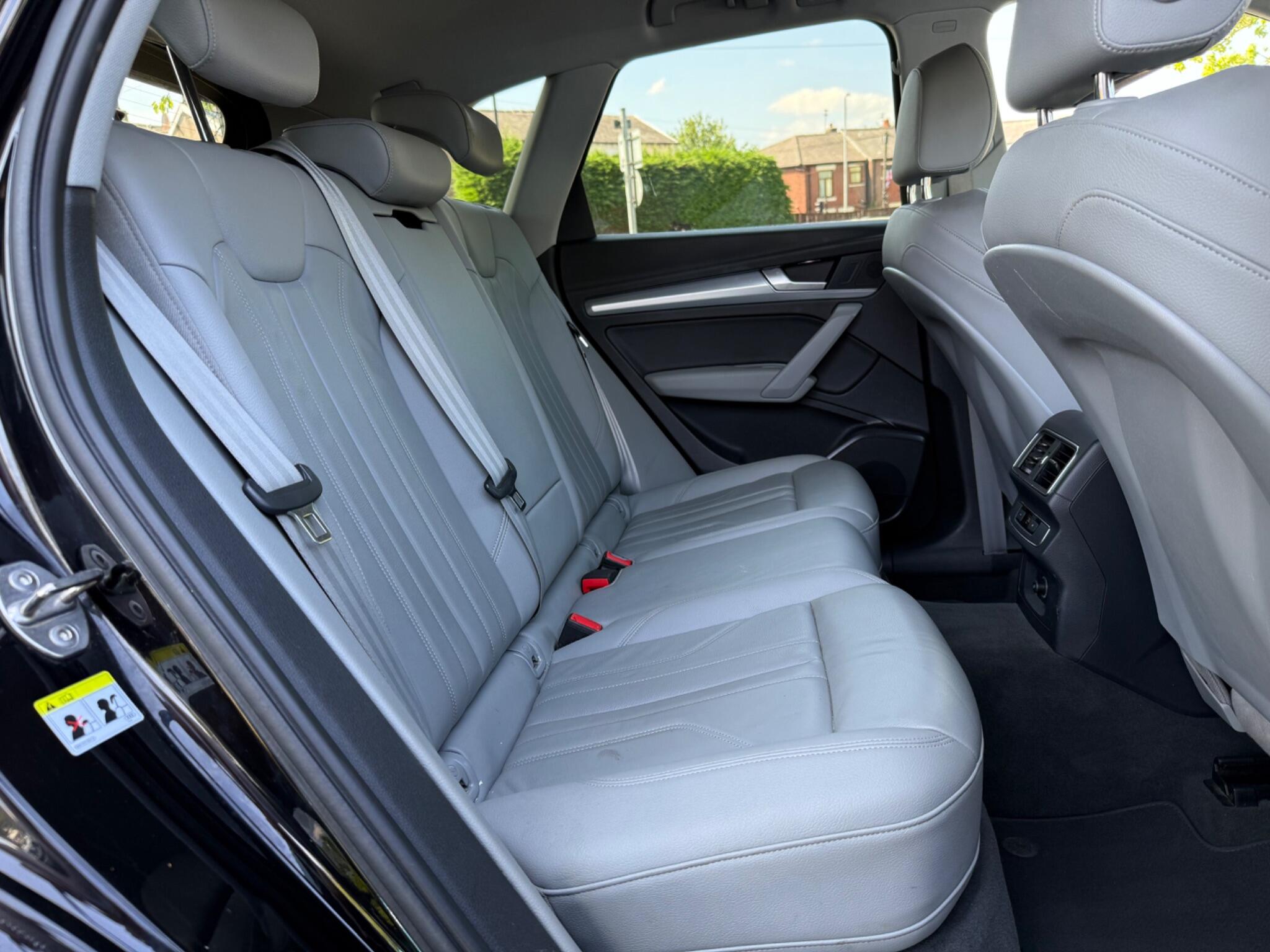 Audi Q5 - Image 14