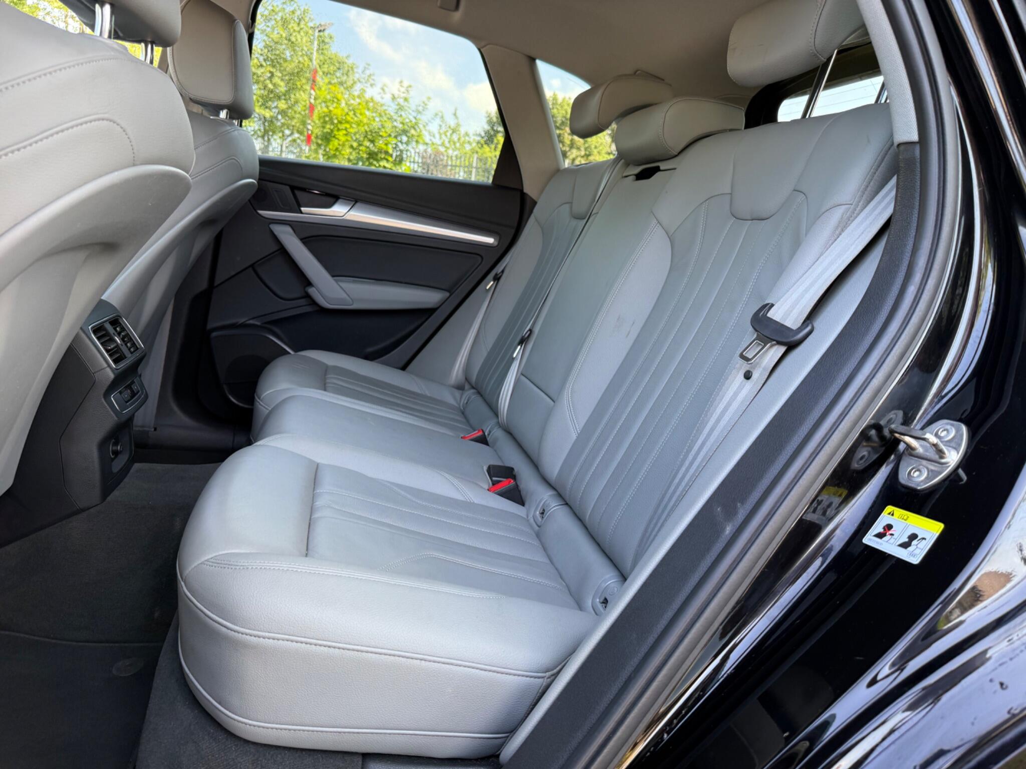 Audi Q5 - Image 15