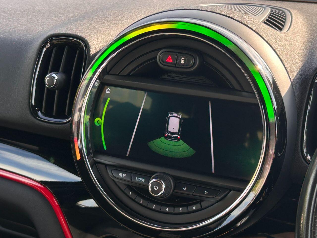 MINI Hatch - Image 15