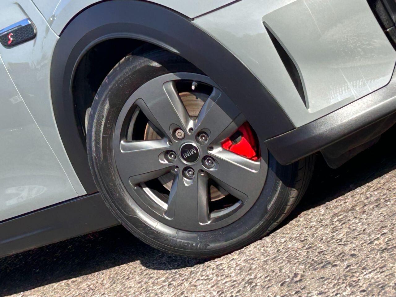 MINI Hatch - Image 16