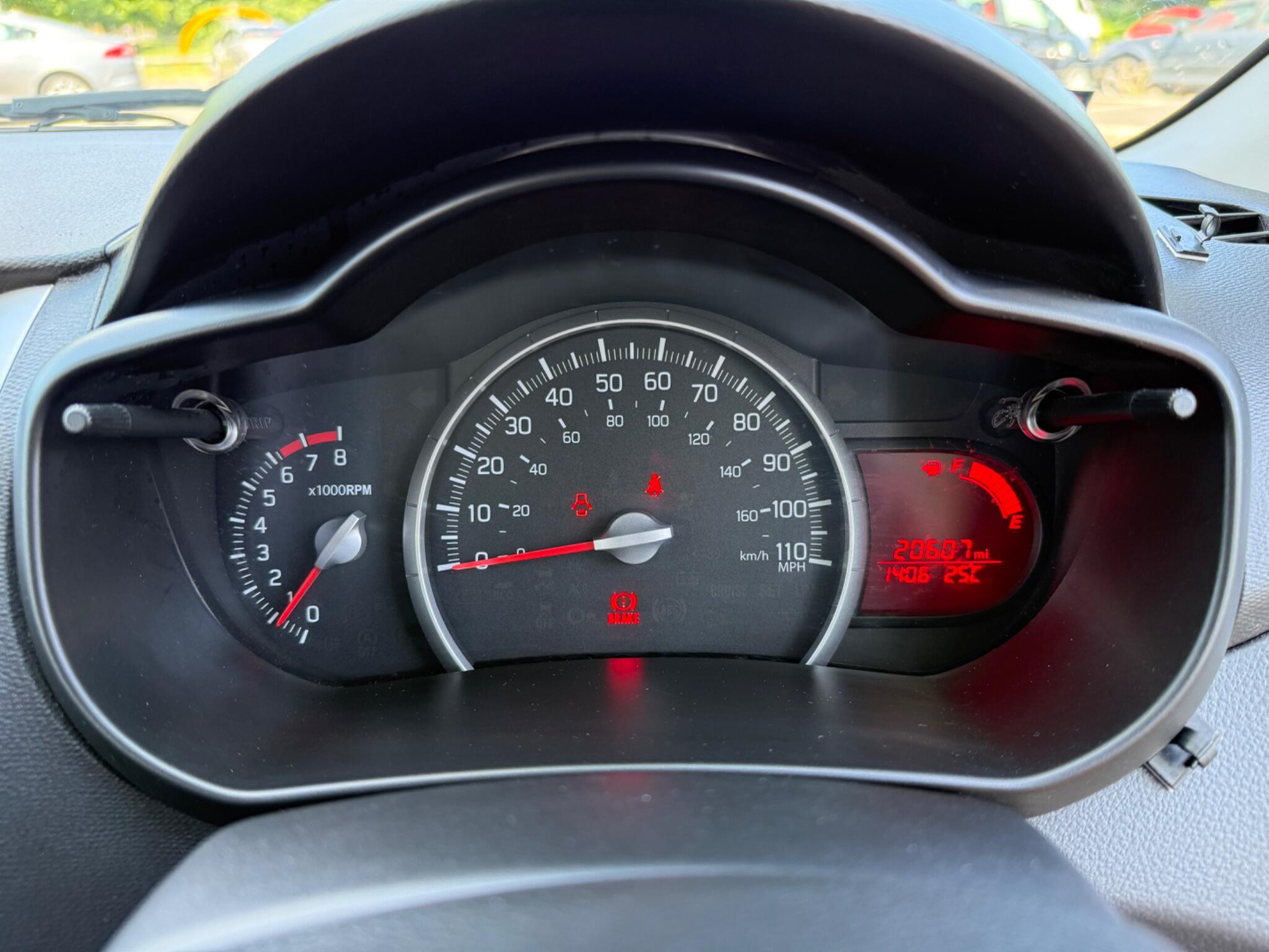 Suzuki Celerio - Image 24