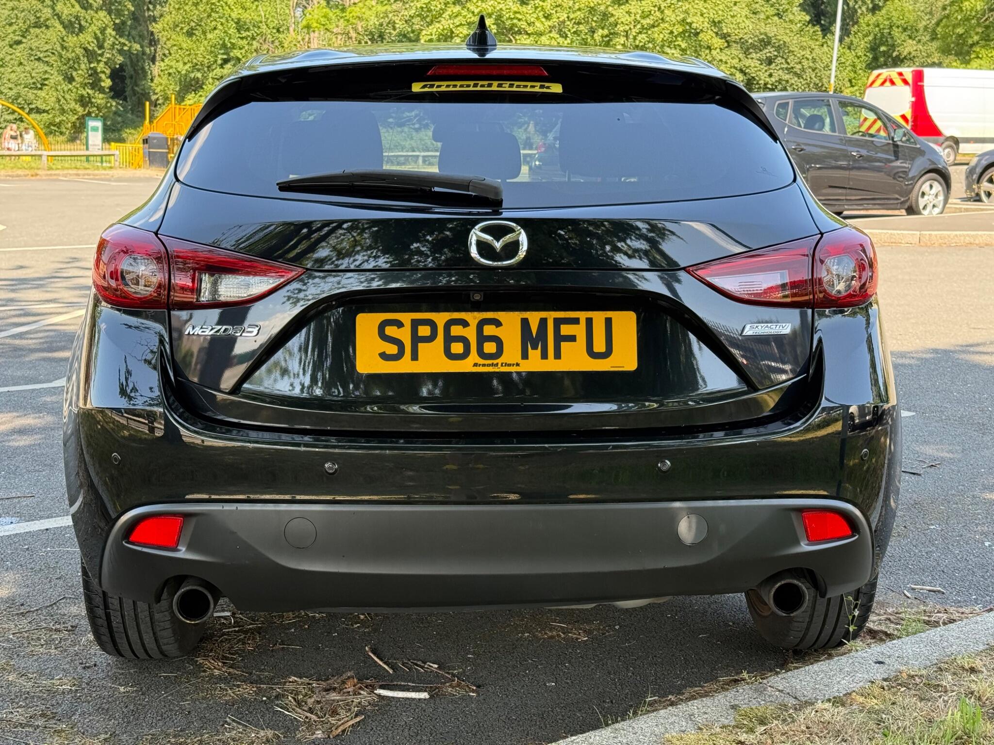 Mazda MAZDA3 - Image 7