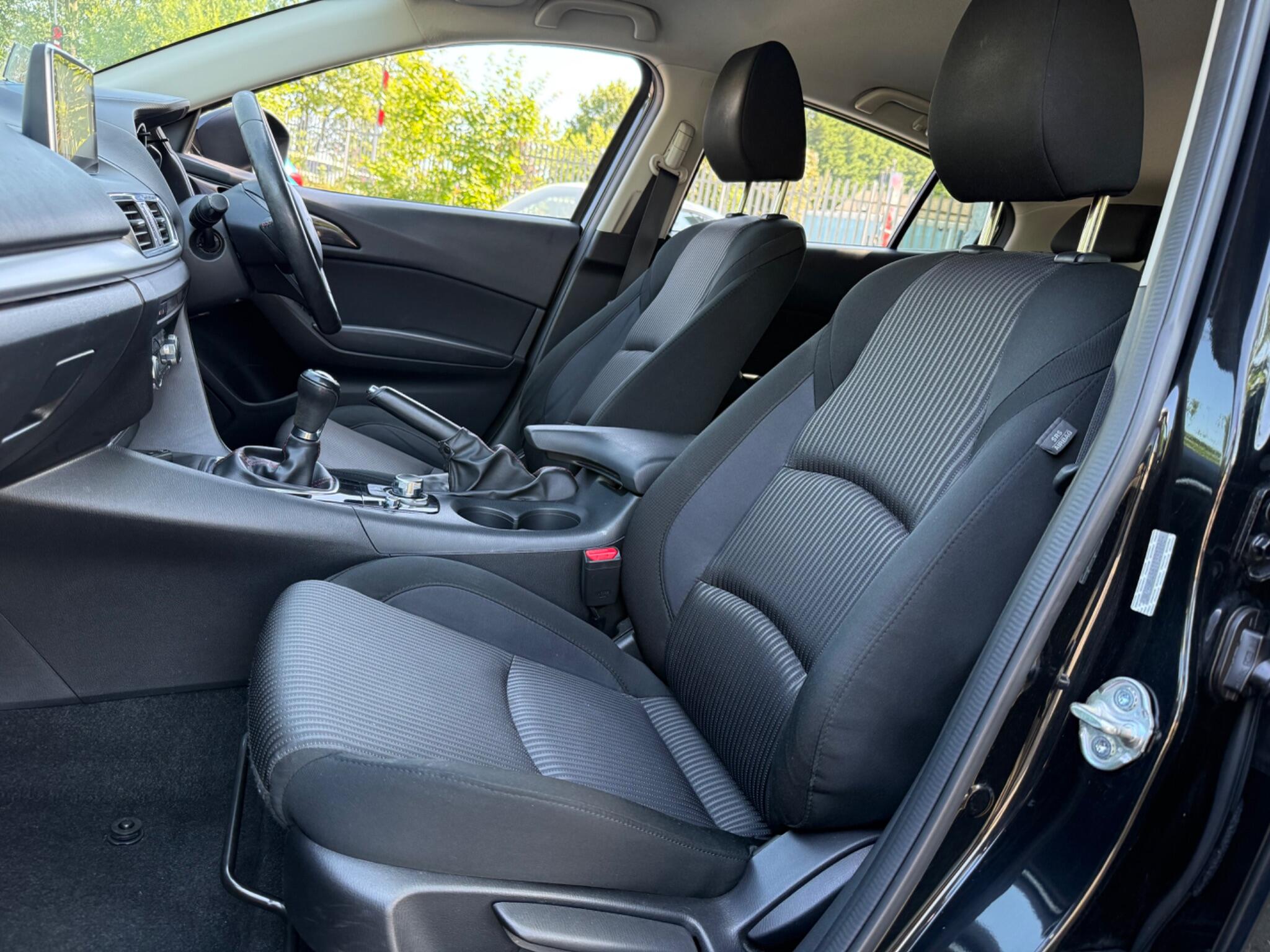 Mazda MAZDA3 - Image 18