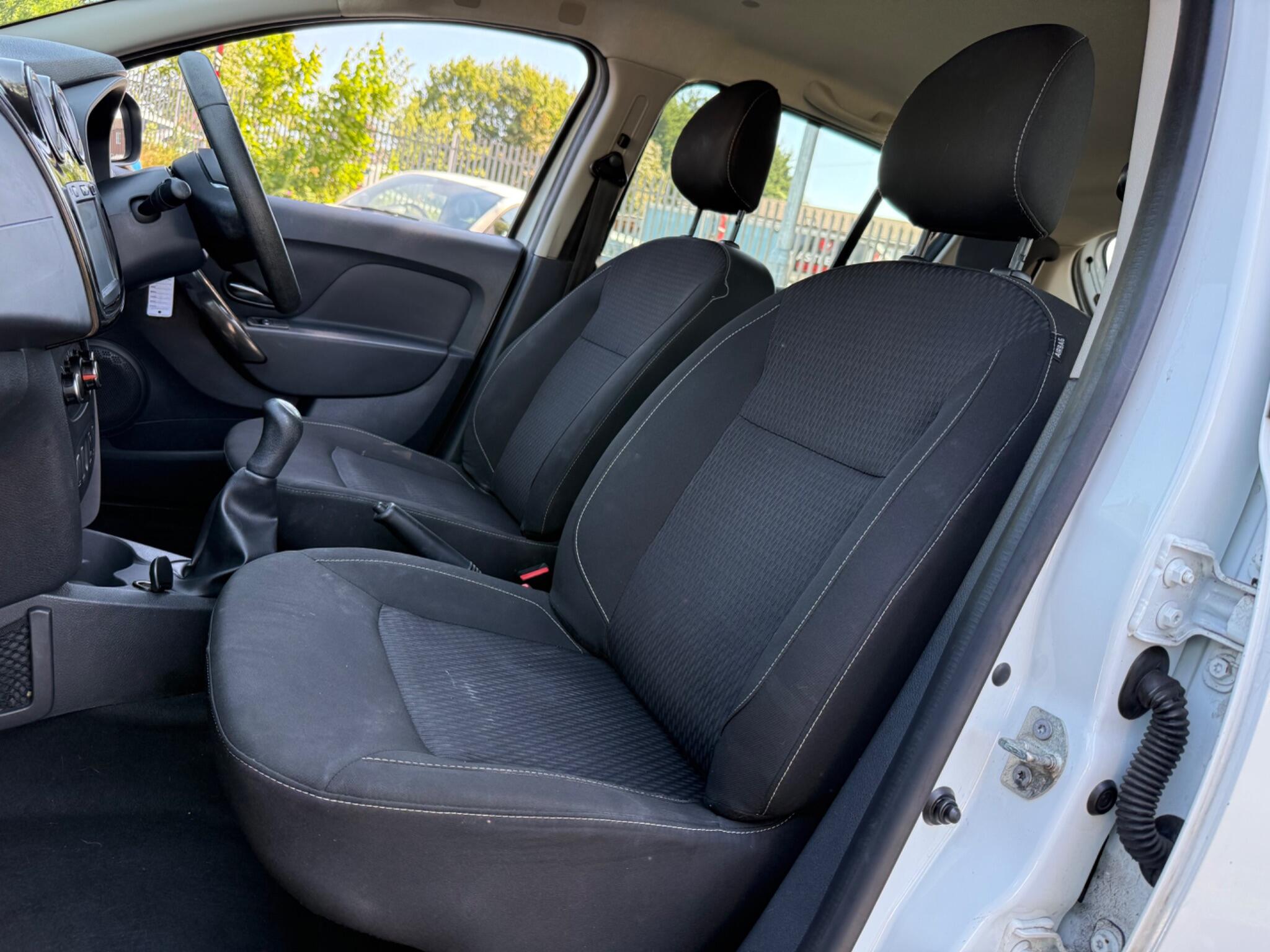 Dacia Sandero - Image 29