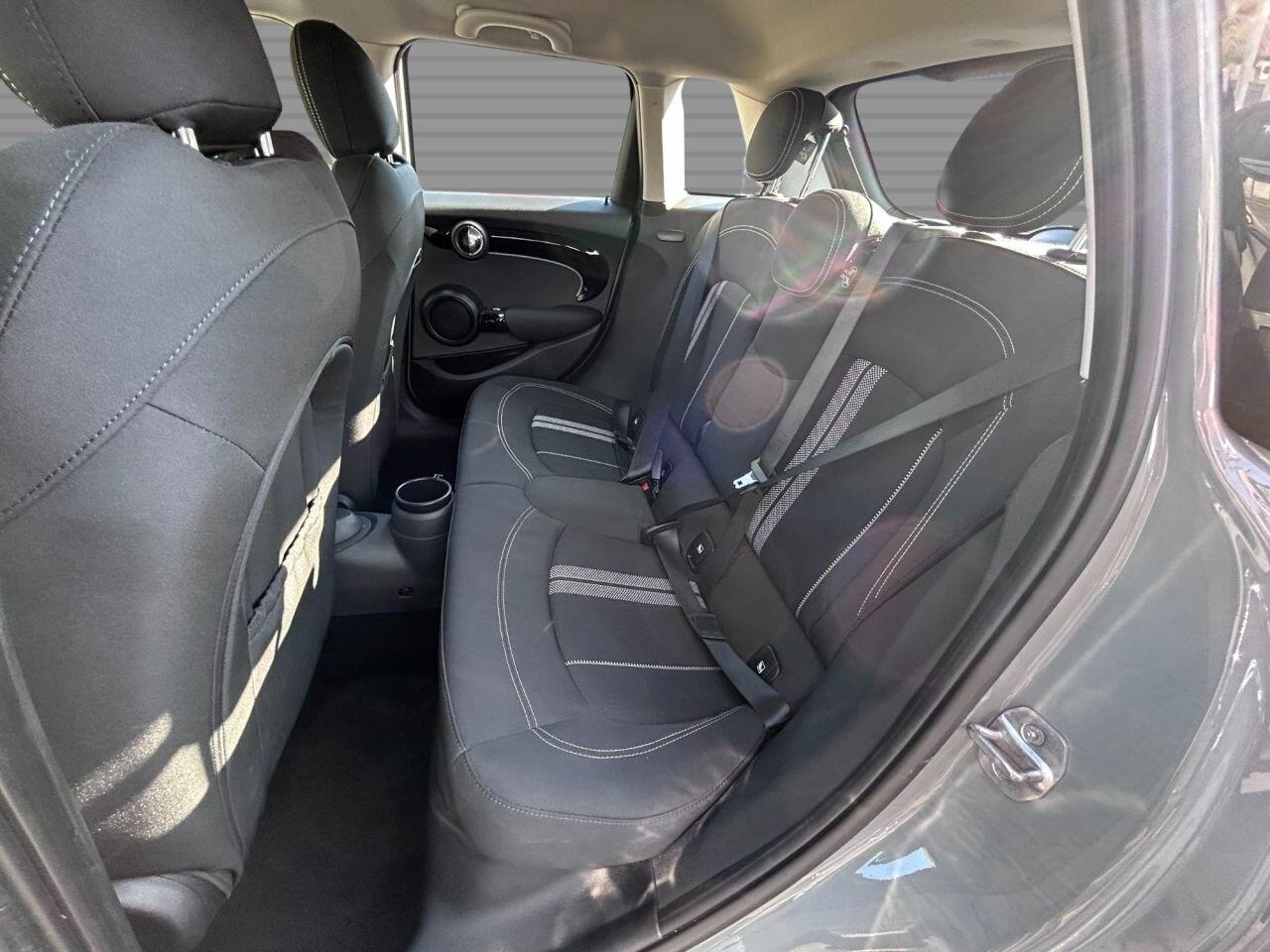 MINI Hatch - Image 14