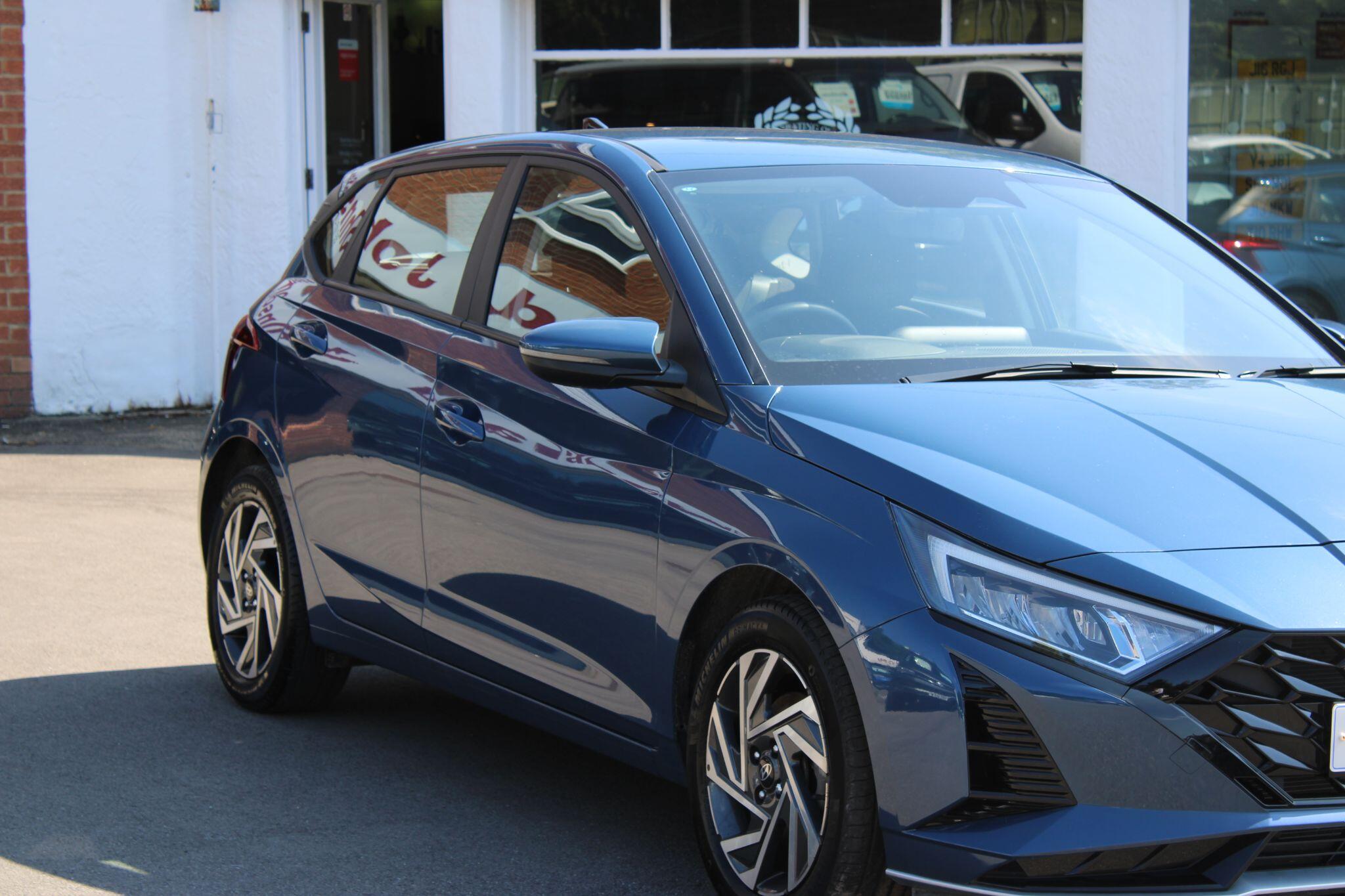 Hyundai i20 - Image 9