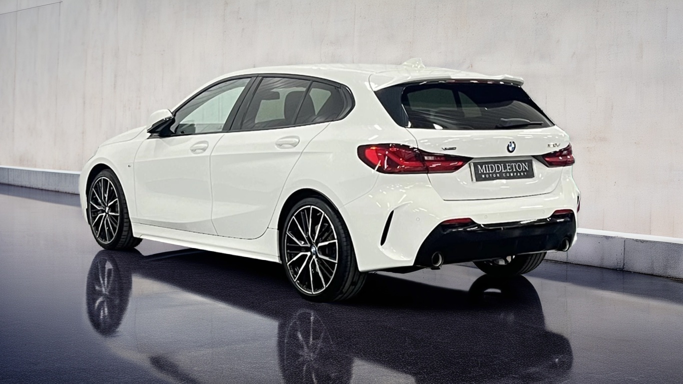 BMW 1 Series - Image 8