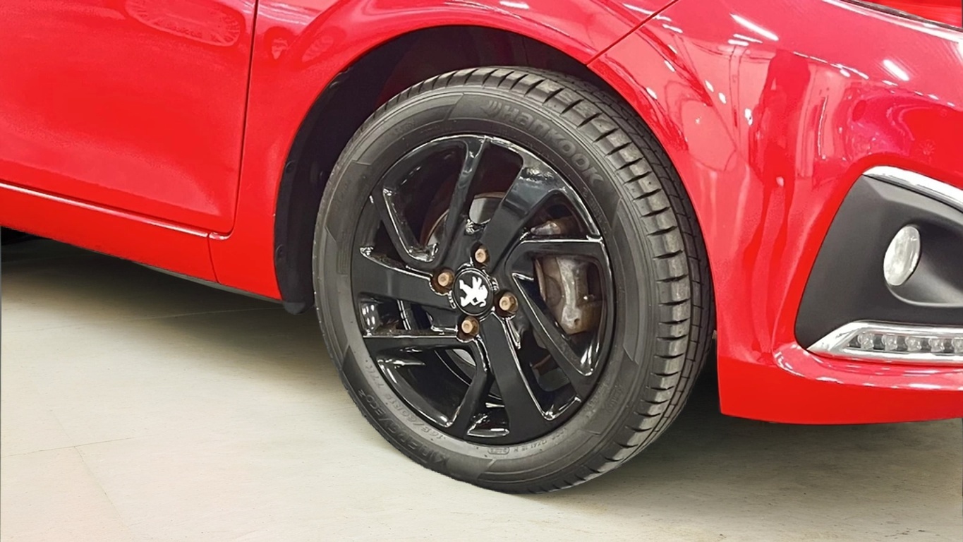 Peugeot 108 - Image 10