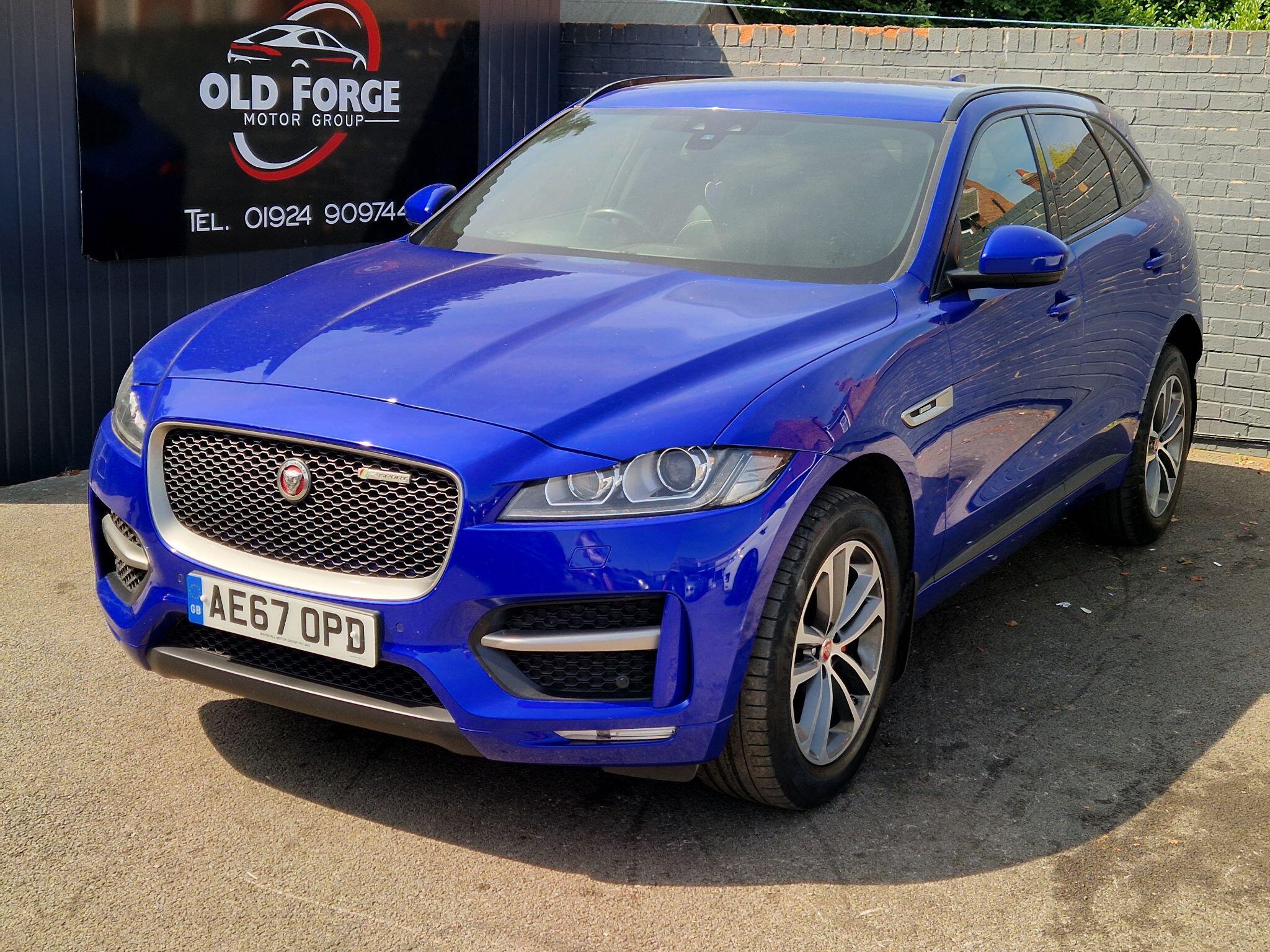 Jaguar F-Pace