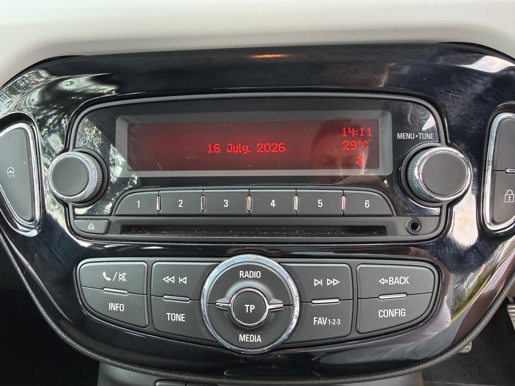 Vauxhall ADAM - Image 29