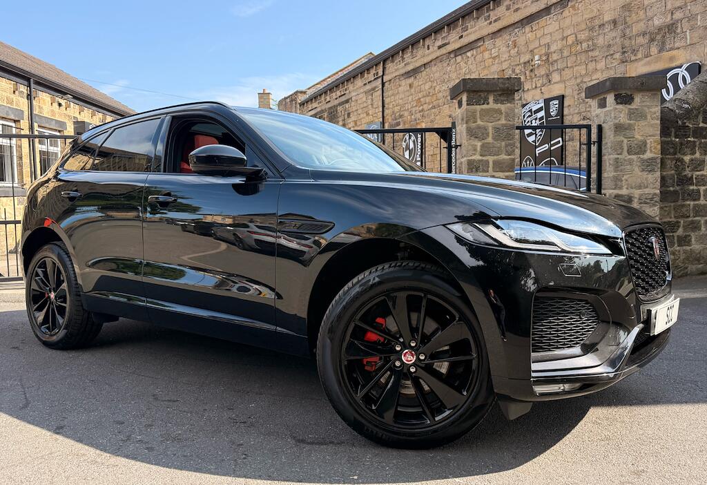 Jaguar F-Pace