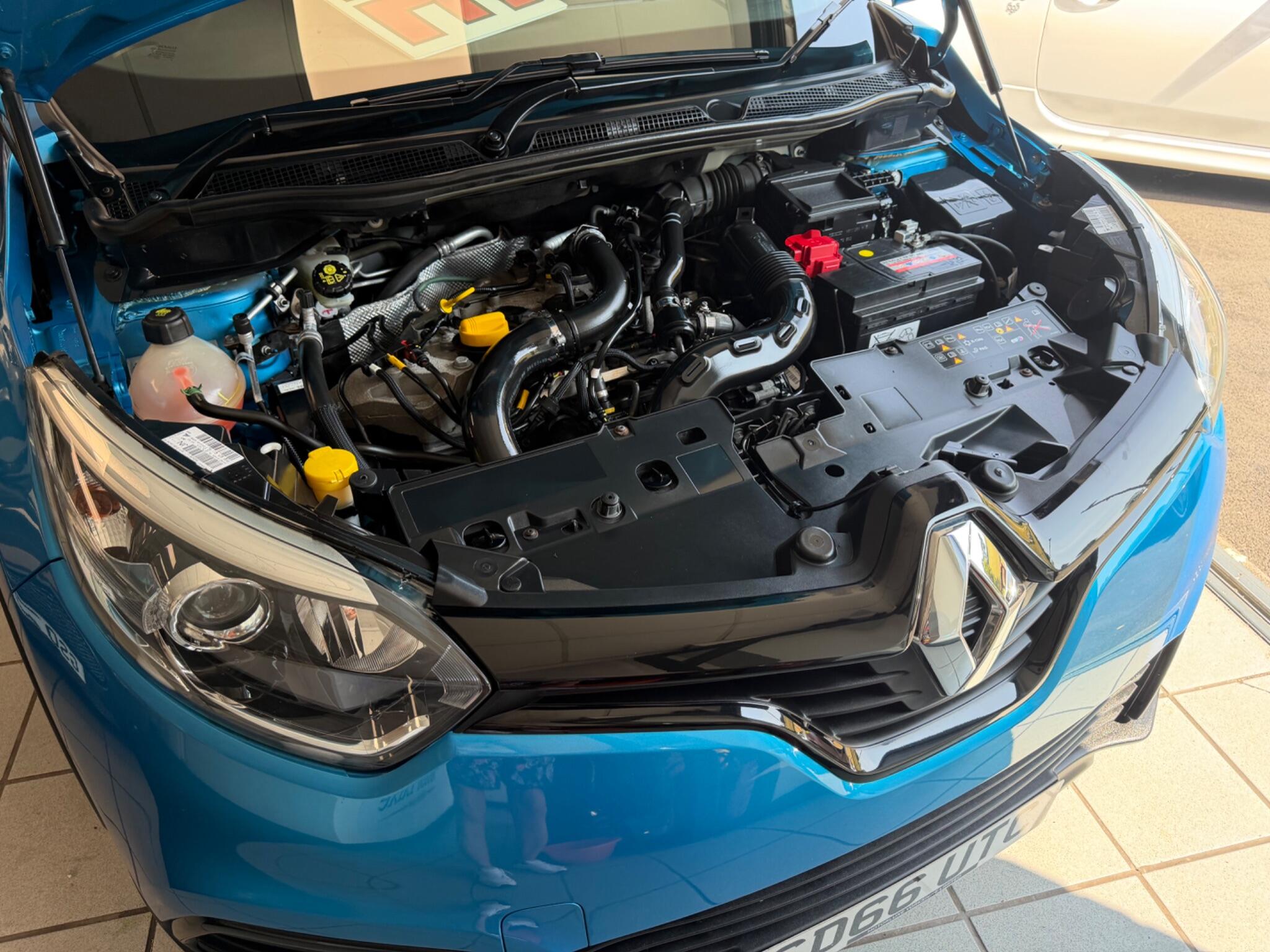 Renault Captur - Image 8