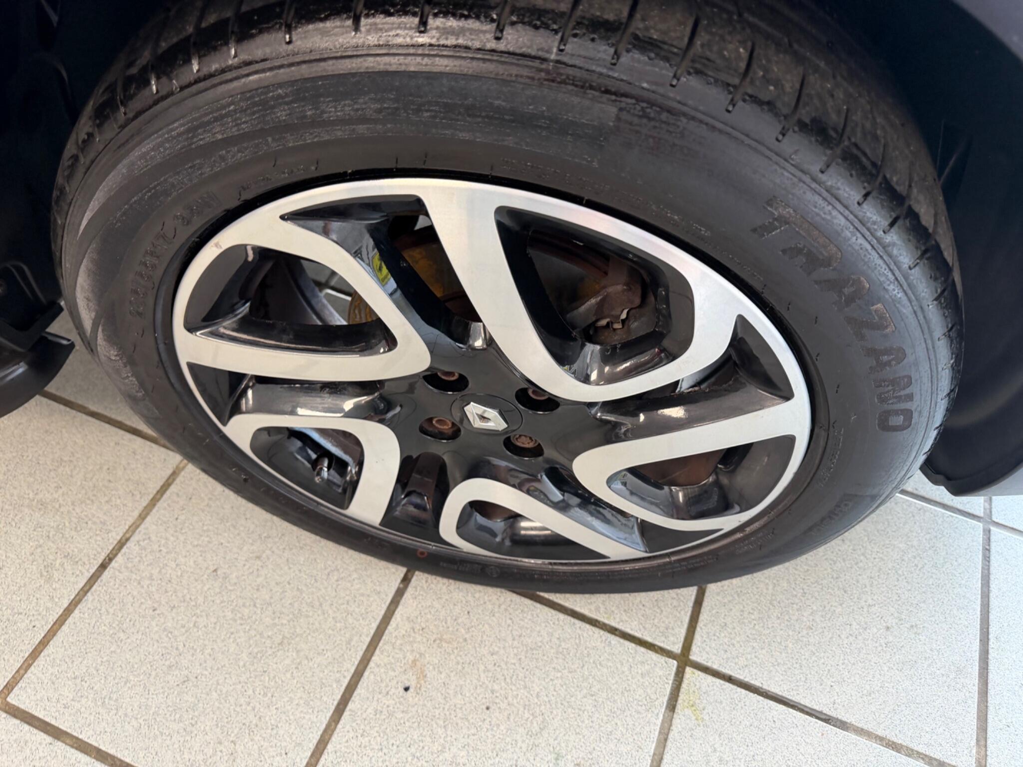 Renault Captur - Image 17
