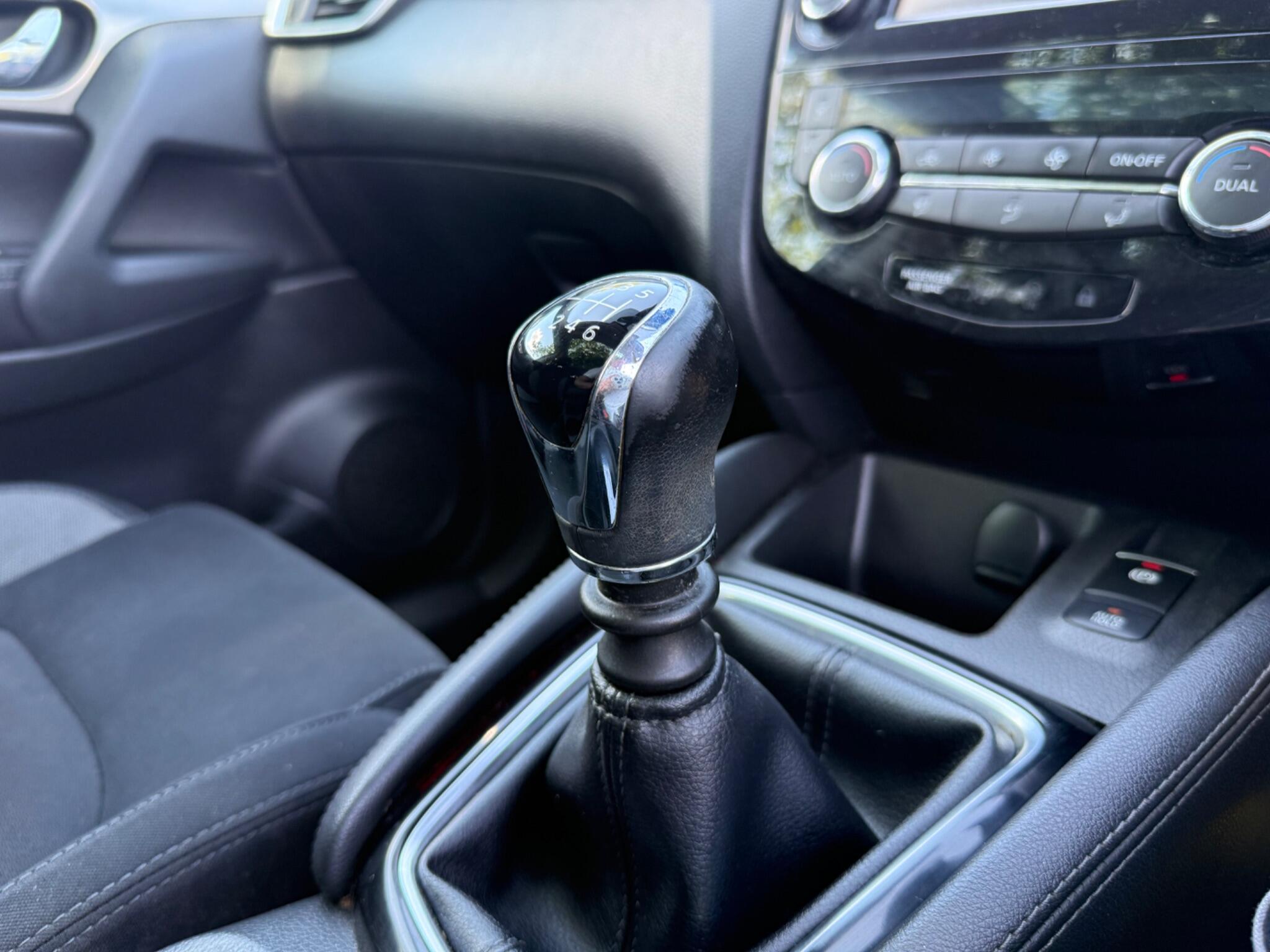 Nissan Qashqai - Image 12