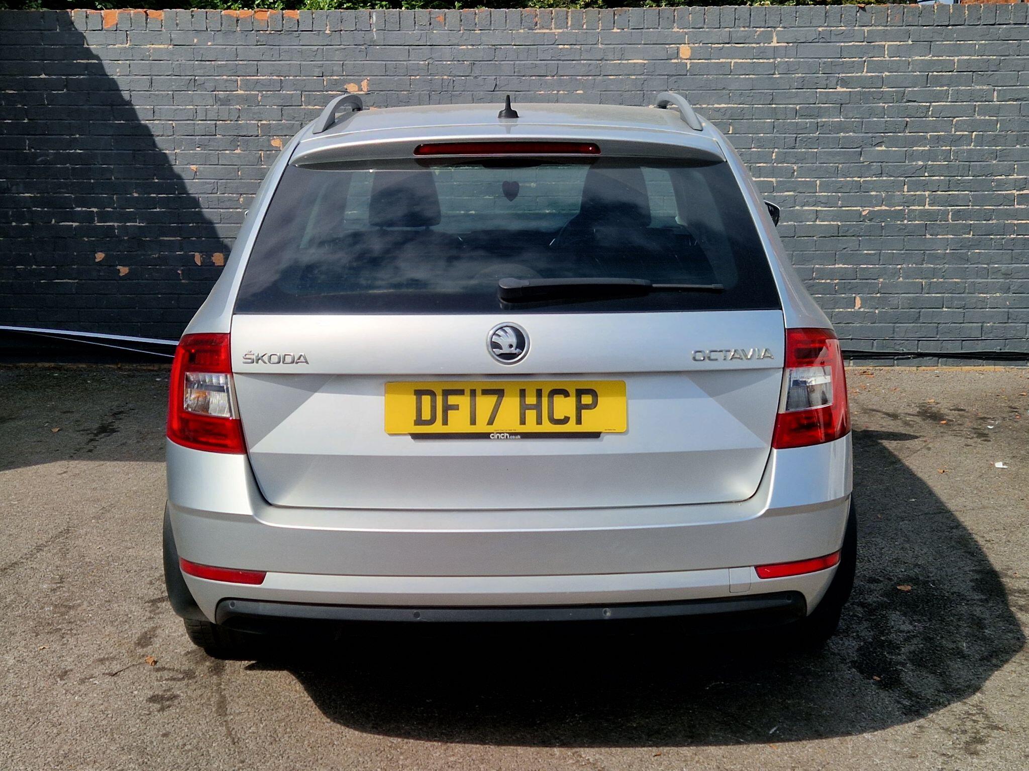 Skoda Octavia - Image 9