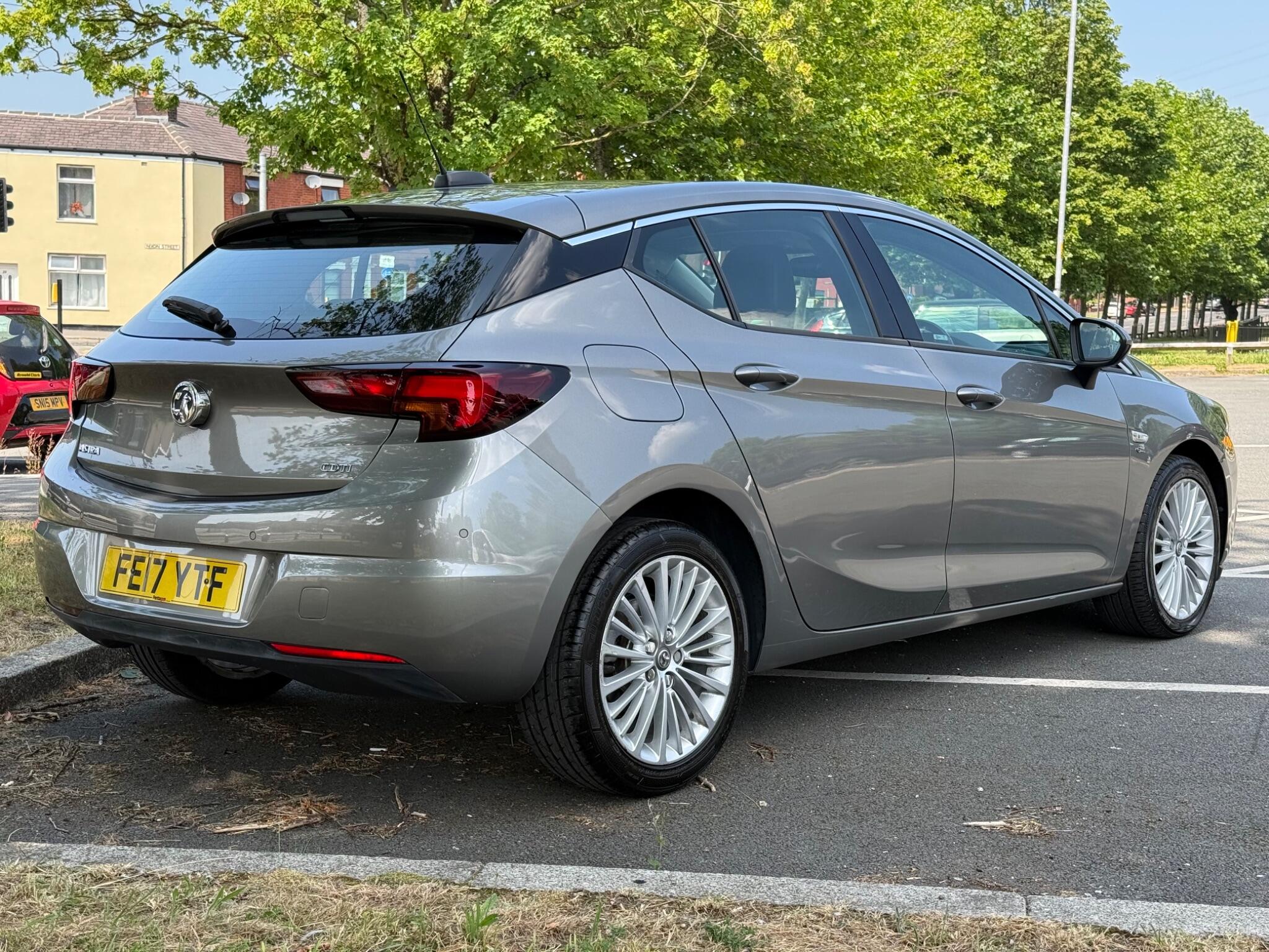 Vauxhall Astra - Image 6