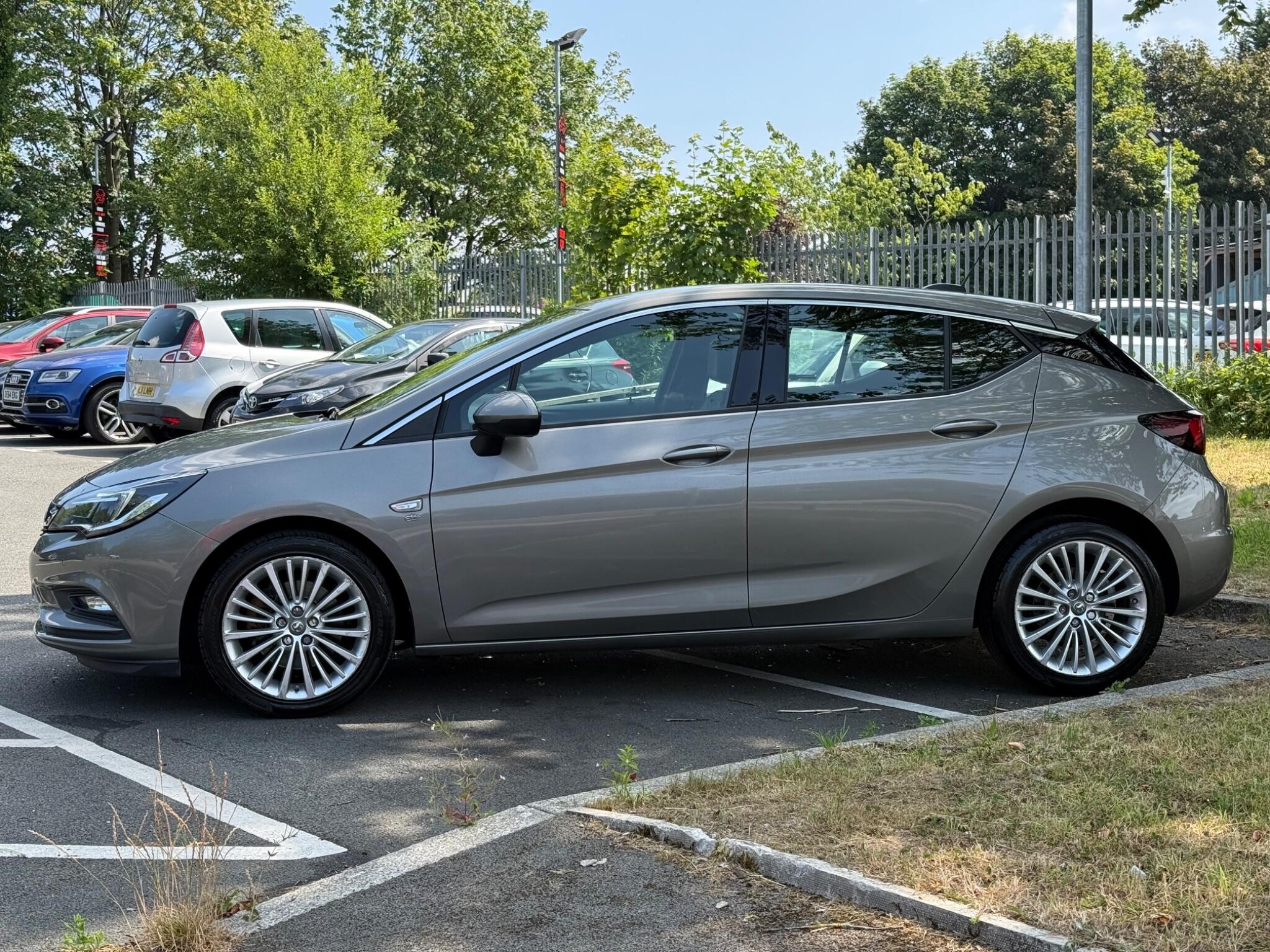 Vauxhall Astra - Image 7