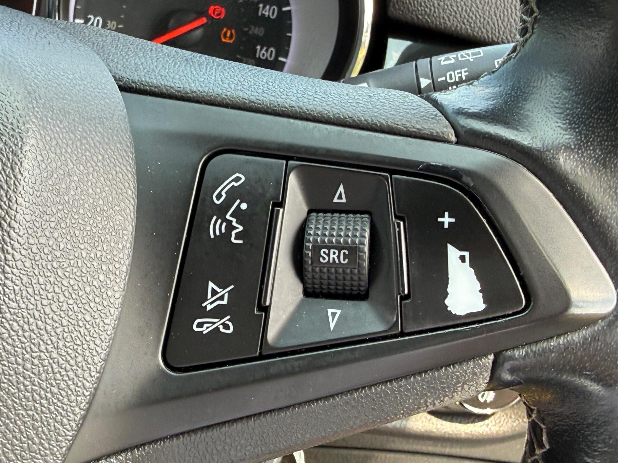 Vauxhall Astra - Image 22