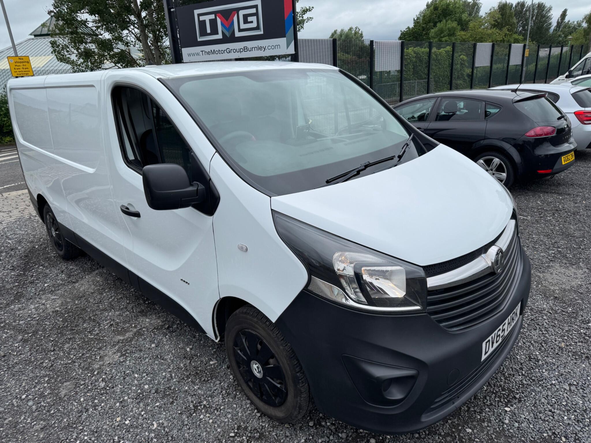 Vauxhall Vivaro - Image 6