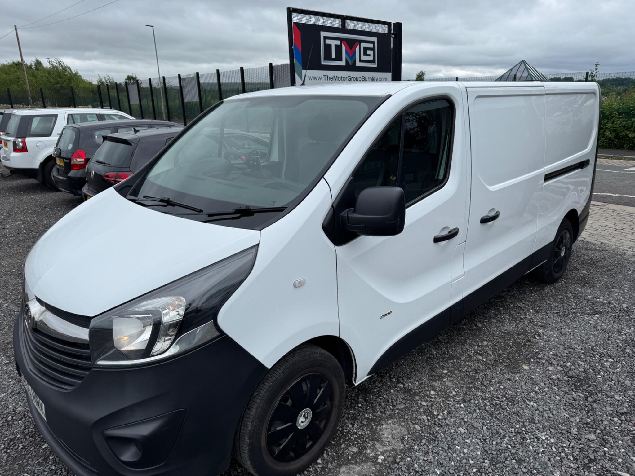 Vauxhall Vivaro - Image 7