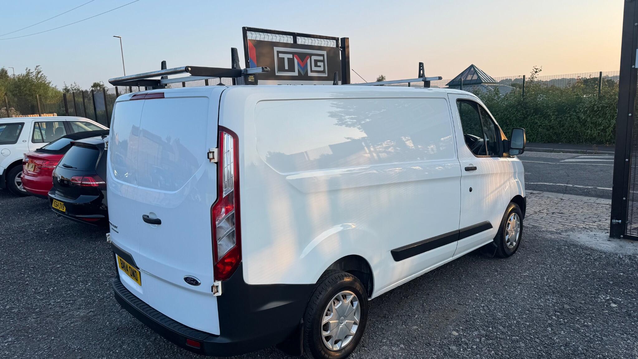 Ford Transit Custom - Image 2