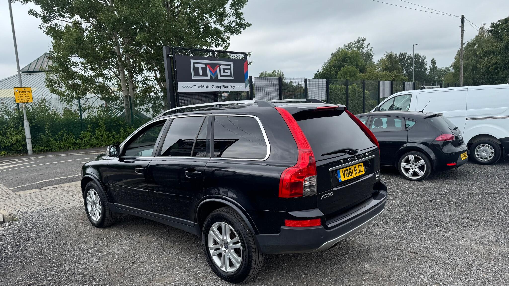 Volvo XC90 - Image 2