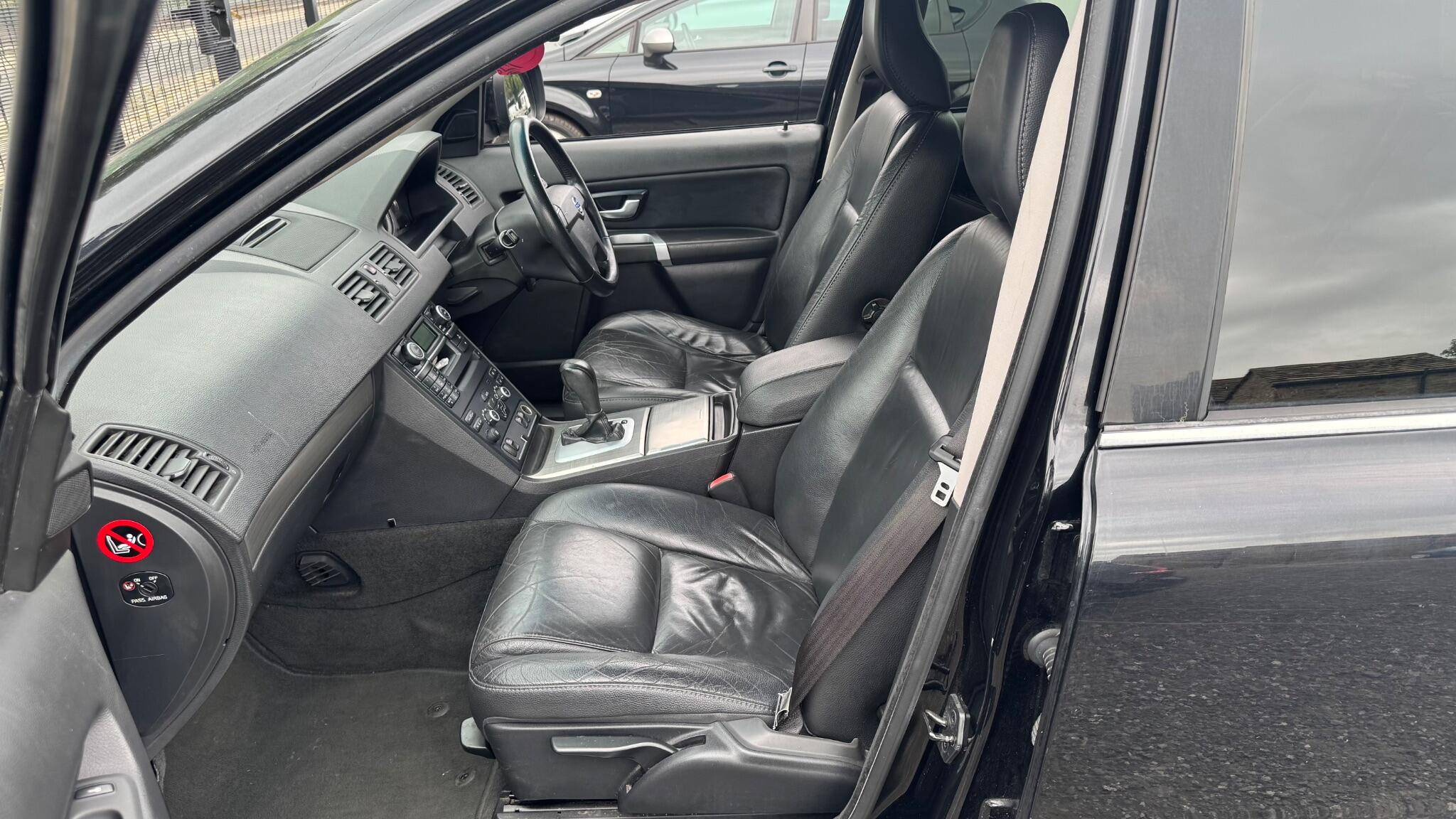 Volvo XC90 - Image 15