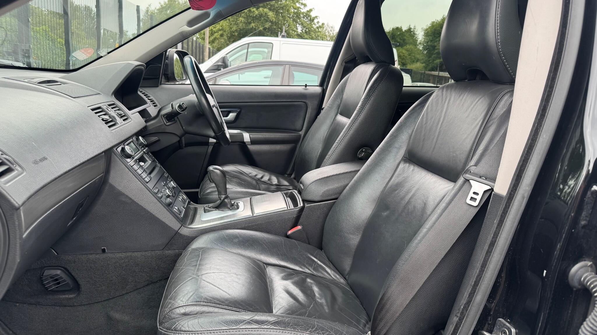 Volvo XC90 - Image 17