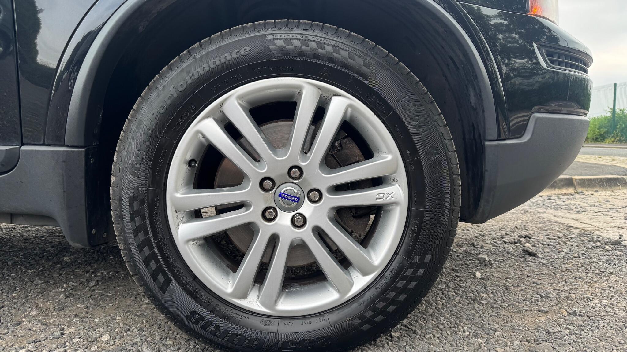 Volvo XC90 - Image 22