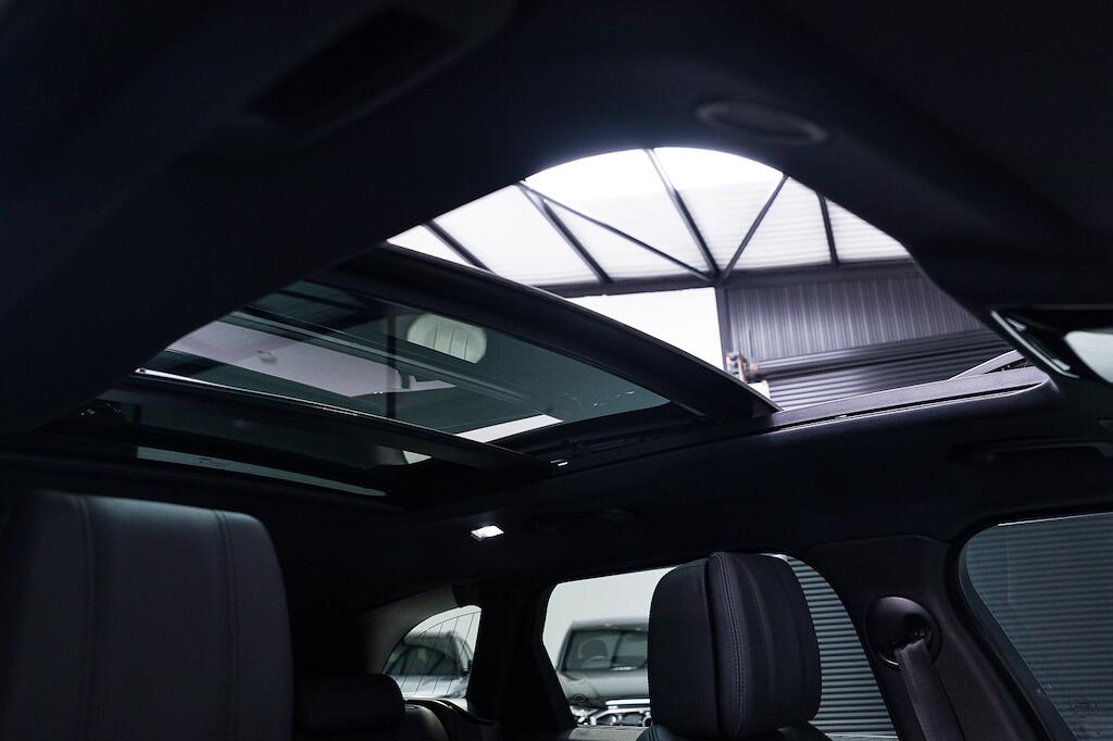 Land Rover Range Rover Velar - Image 5