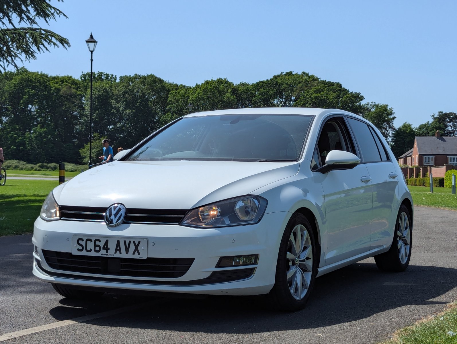 Volkswagen Golf - Image 7