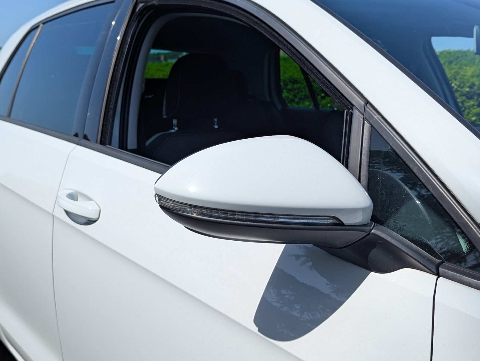 Volkswagen Golf - Image 8