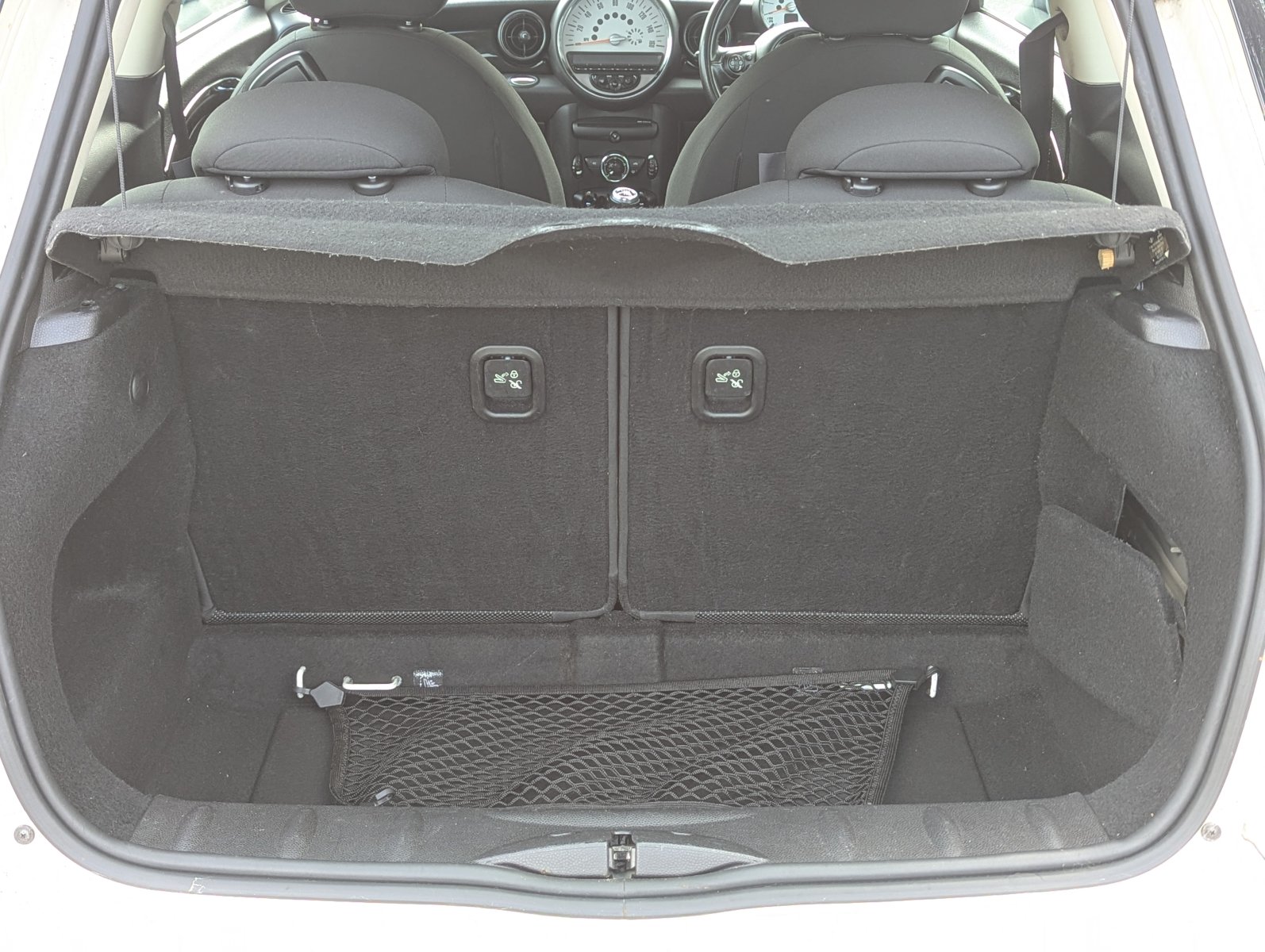 MINI Hatch - Image 8