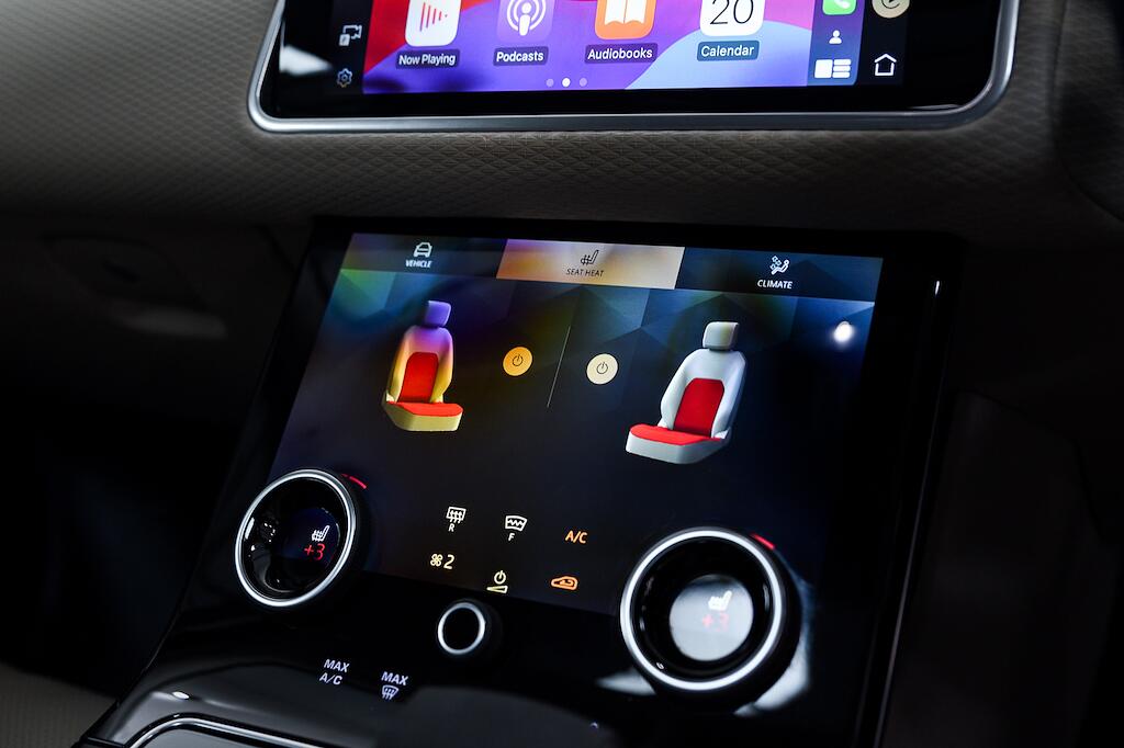 Land Rover Range Rover Velar - Image 18