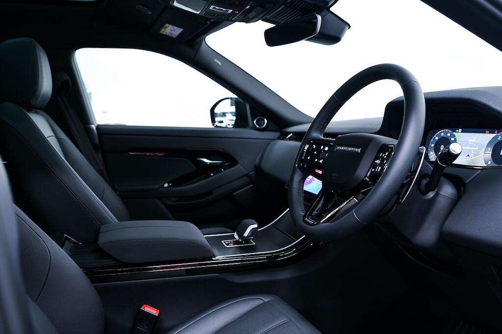 Land Rover Range Rover Evoque - Image 10