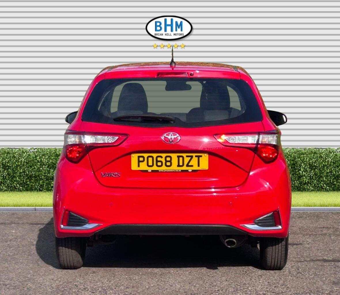 Toyota Yaris - Image 16
