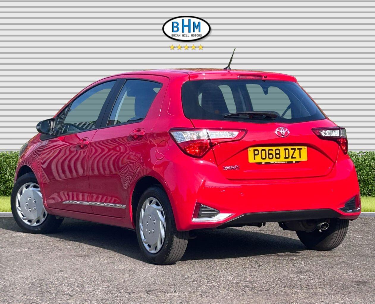 Toyota Yaris - Image 18