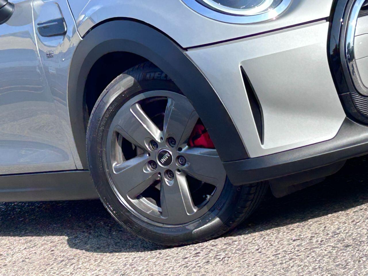MINI Hatch - Image 5